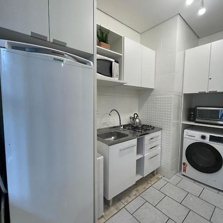 Charmoso Apto De 2 Quartos A 100M Do Mar, Super Central Apartment Balneario Camboriu Exterior photo