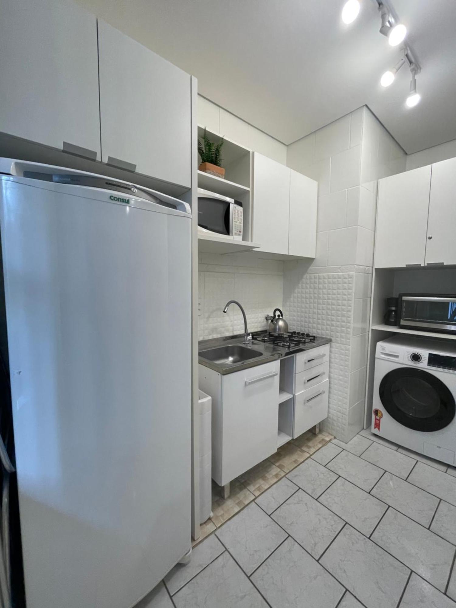 Charmoso Apto De 2 Quartos A 100M Do Mar, Super Central Apartment Balneario Camboriu Exterior photo